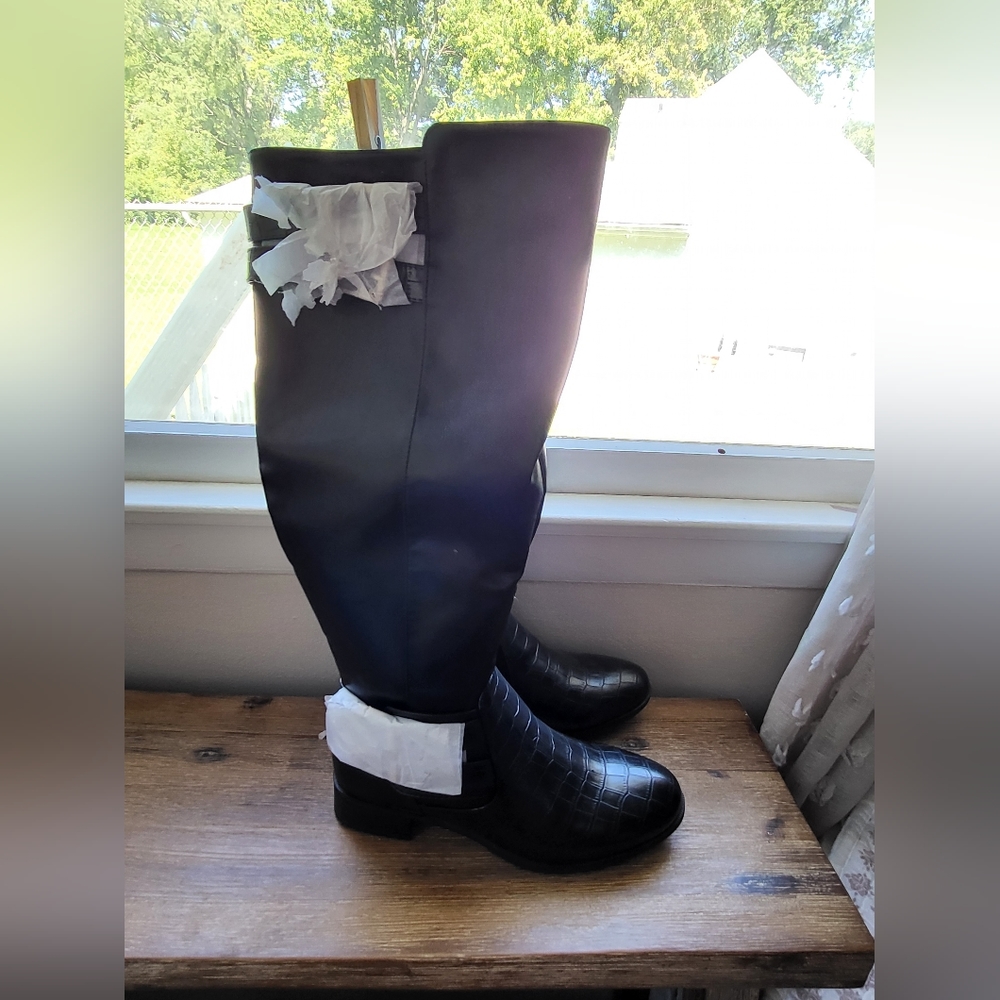 NWT Black Wide Calf Boots